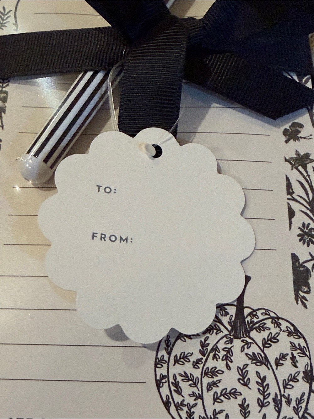 Laura Ashley Black & White Floral List Pad with Striped Pen and Black Bow - Picture 9 of 12
